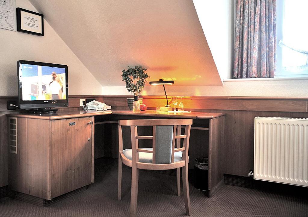 Hotel Und Landhaus 'Kastanie' Hamburgo Quarto foto